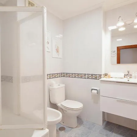 115a - Amplia Vivienda En Playa San Lorenzo 公寓 *